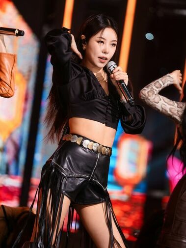 Wheein (휘인)